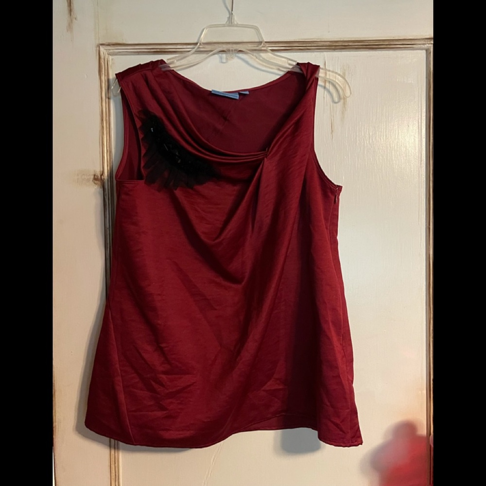 Simply Vera Vera Wang sleeveless top, wine color